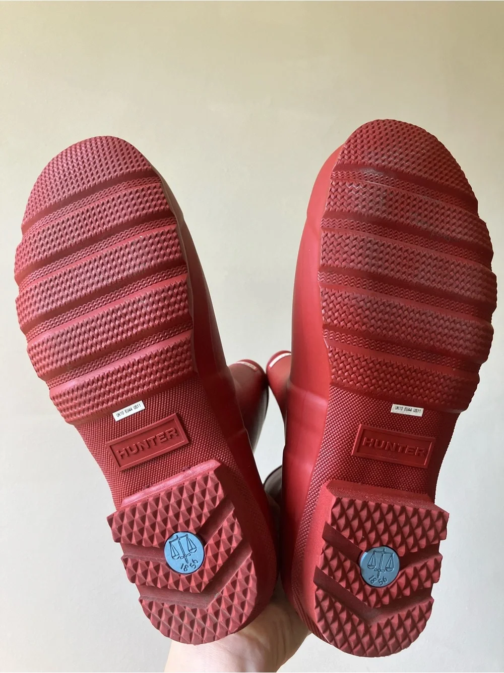 Hunter | Men’s Original Short Wellington Rain Boot Red Unisex size 44